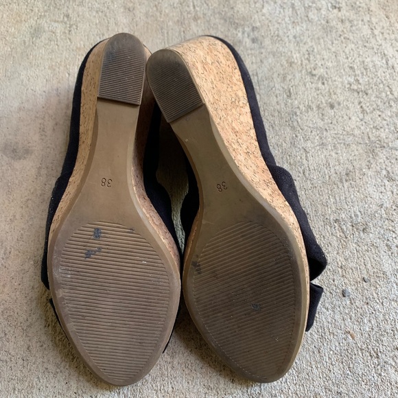 H&M Black Suede Wedge Open Toe Size 7 US Womens - Picture 6 of 7